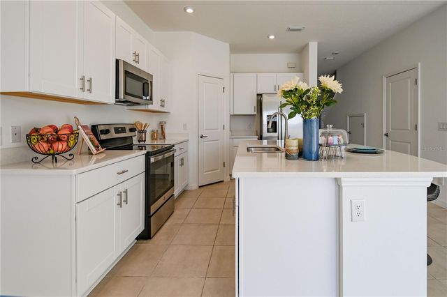 2282 ALEE LANE, Wesley Chapel, FL 33543