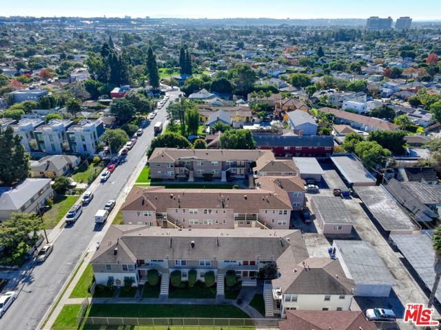 4061 Wade Street, Los Angeles, CA 90066
