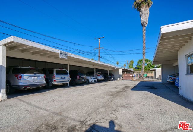 4061 Wade Street, Los Angeles, CA 90066