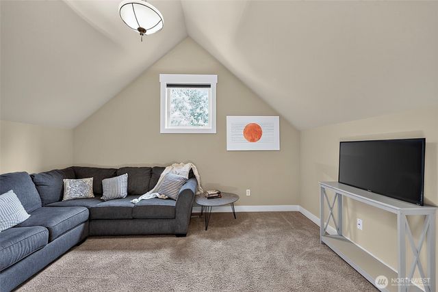 9600 J M Dickinson Road SW, Port Orchard, WA 98367