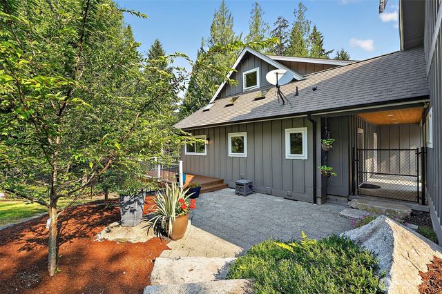 9600 J M Dickinson Road SW, Port Orchard, WA 98367
