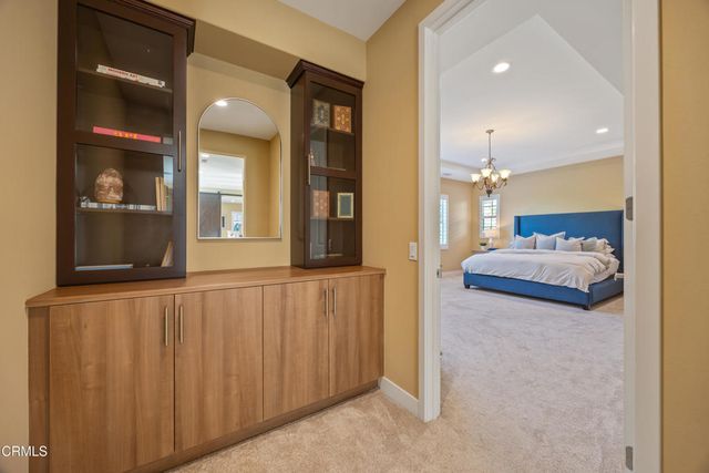627 E Orange Blossom Way E, Azusa, CA 91702