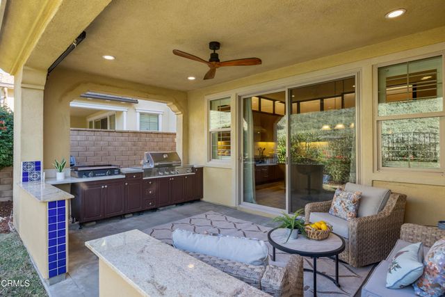627 E Orange Blossom Way E, Azusa, CA 91702