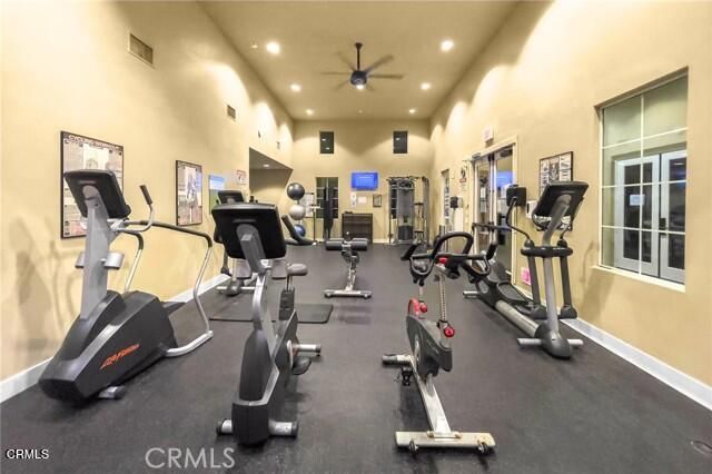 627 E Orange Blossom Way E, Azusa, CA 91702