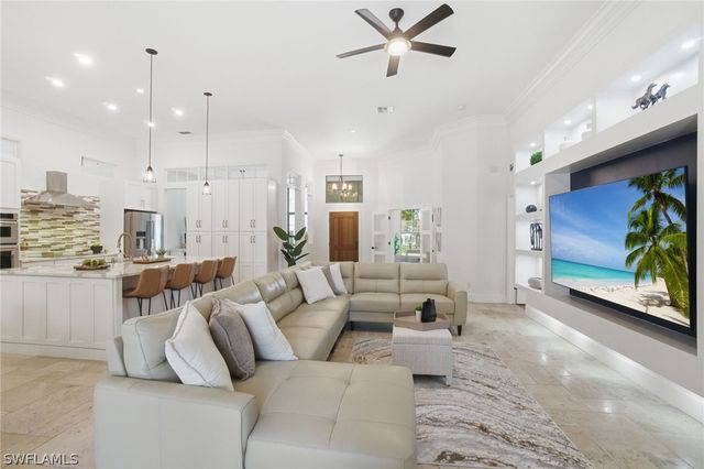 4740 5th AVE SW, Naples, FL 34119