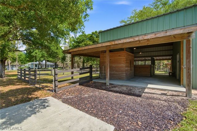 4740 5th AVE SW, Naples, FL 34119