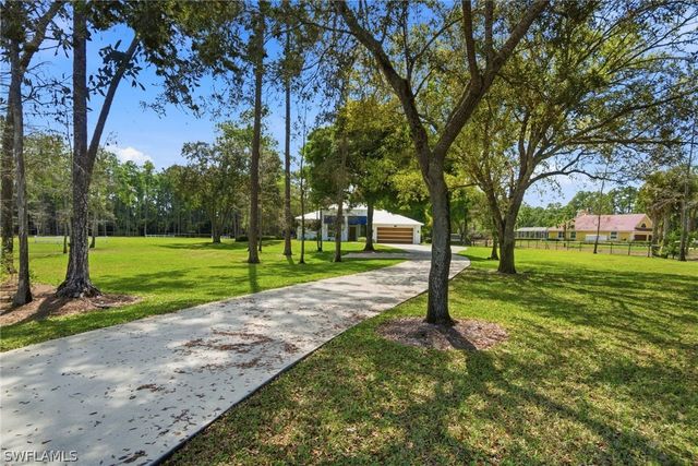 4740 5th AVE SW, Naples, FL 34119