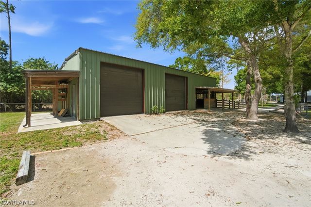 4740 5th AVE SW, Naples, FL 34119