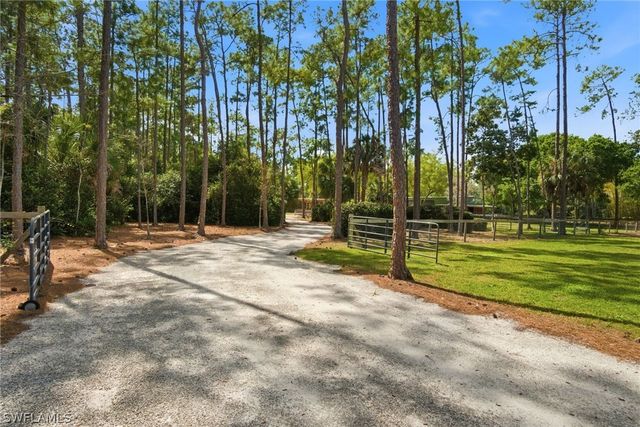 4740 5th AVE SW, Naples, FL 34119