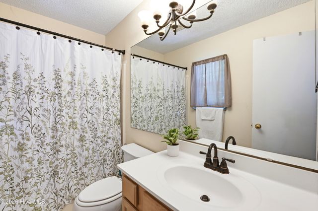 2016 White Road, Wilmington, NC 28411