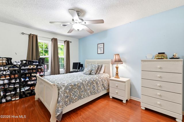 2016 White Road, Wilmington, NC 28411