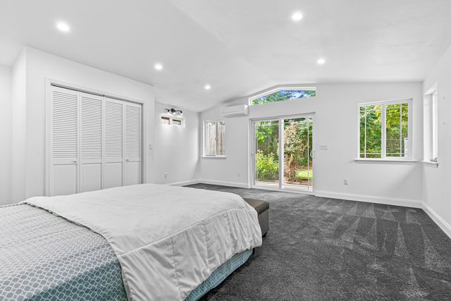 1417 Larkspur Avenue, Medford, OR 97504