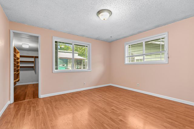 1417 Larkspur Avenue, Medford, OR 97504