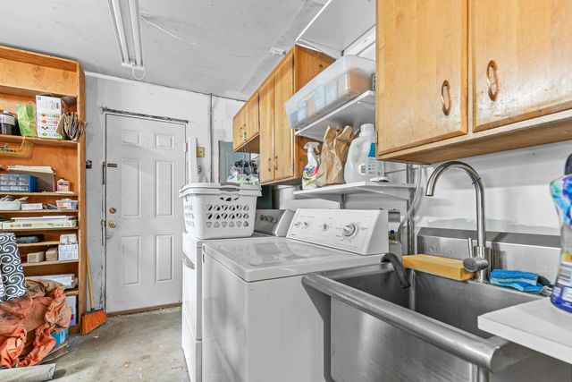 1417 Larkspur Avenue, Medford, OR 97504