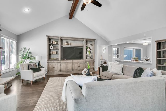 3700 Monarch Circle, Naperville, IL 60564