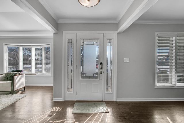 3700 Monarch Circle, Naperville, IL 60564