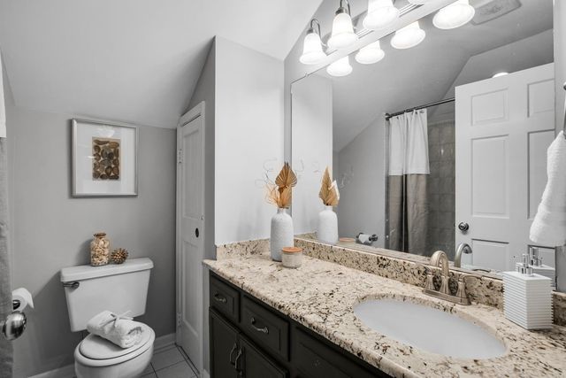 3700 Monarch Circle, Naperville, IL 60564