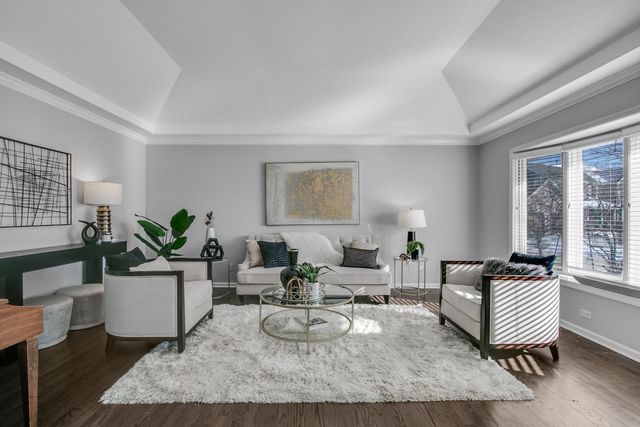 3700 Monarch Circle, Naperville, IL 60564