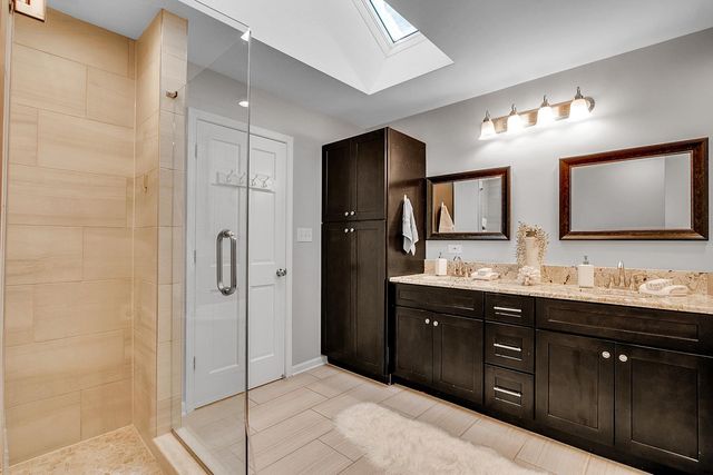 3700 Monarch Circle, Naperville, IL 60564