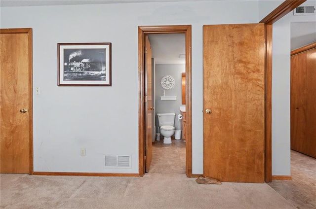 2235 Vail Way, Lawrence, KS 66047