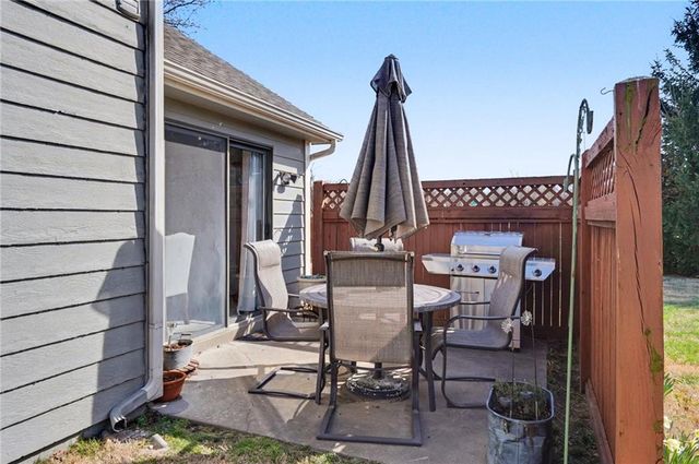 2235 Vail Way, Lawrence, KS 66047