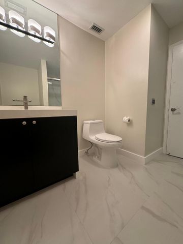 1127 BOCA COVE Lane, Highland Beach, FL 33487