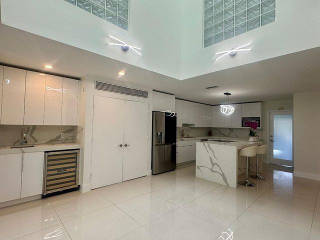 1127 BOCA COVE Lane, Highland Beach, FL 33487