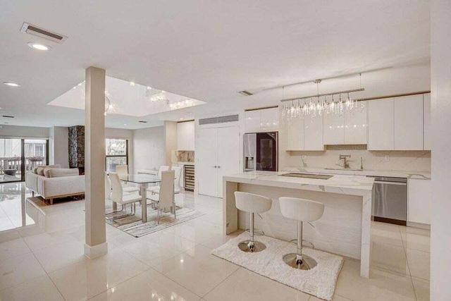 1127 BOCA COVE Lane, Highland Beach, FL 33487