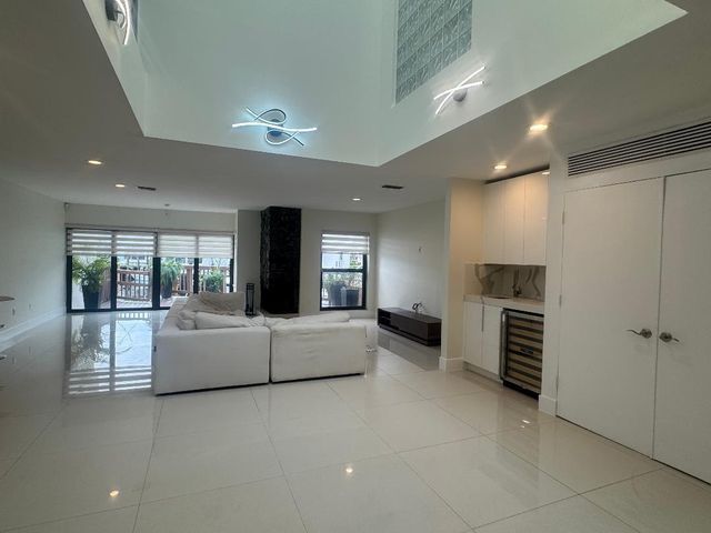 1127 BOCA COVE Lane, Highland Beach, FL 33487