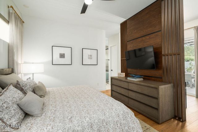 4126 E CAMPBELL Avenue, Phoenix, AZ 85018