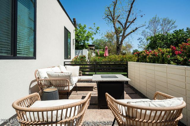 4126 E CAMPBELL Avenue, Phoenix, AZ 85018