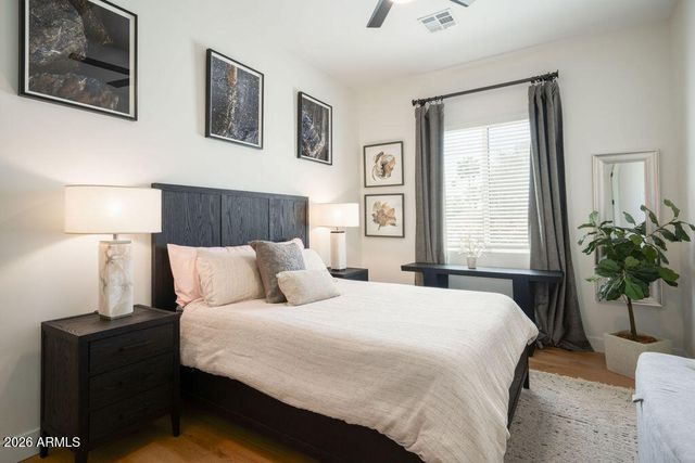 4126 E CAMPBELL Avenue, Phoenix, AZ 85018