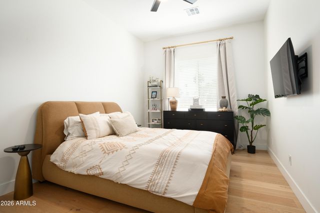 4126 E CAMPBELL Avenue, Phoenix, AZ 85018