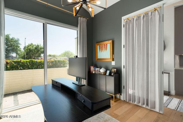 4126 E CAMPBELL Avenue, Phoenix, AZ 85018