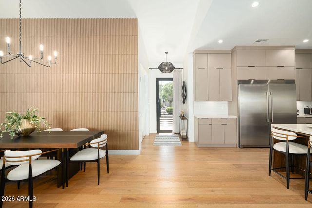 4126 E CAMPBELL Avenue, Phoenix, AZ 85018