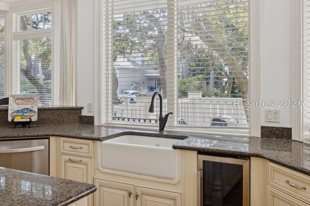 30 Ruddy Turnstone Rd, Hilton Head Island, SC 29928