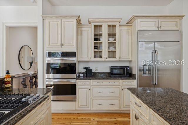 30 Ruddy Turnstone Rd, Hilton Head Island, SC 29928