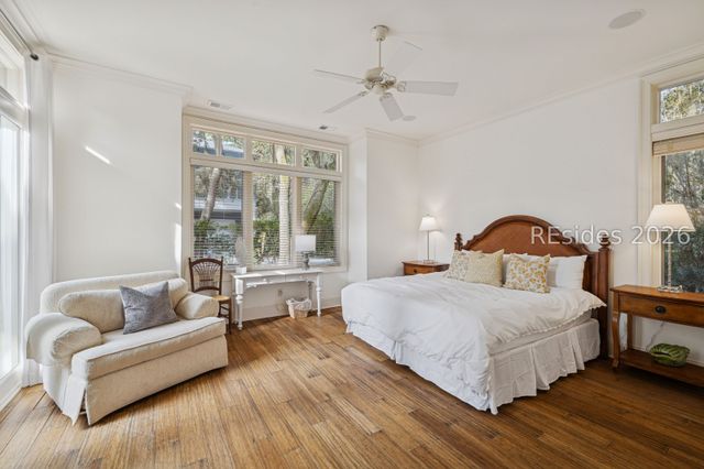 30 Ruddy Turnstone Rd, Hilton Head Island, SC 29928