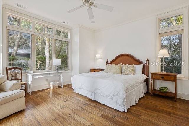 30 Ruddy Turnstone Rd, Hilton Head Island, SC 29928