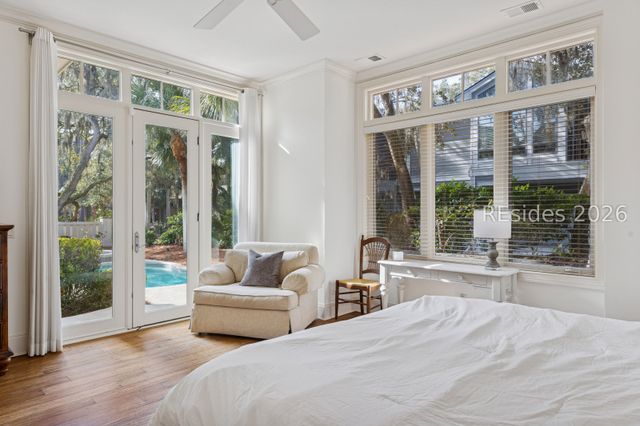 30 Ruddy Turnstone Rd, Hilton Head Island, SC 29928