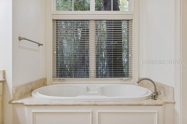 30 Ruddy Turnstone Rd, Hilton Head Island, SC 29928