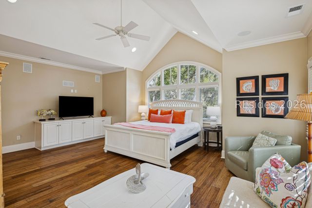 30 Ruddy Turnstone Rd, Hilton Head Island, SC 29928