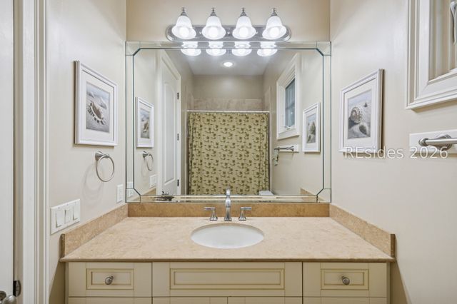 30 Ruddy Turnstone Rd, Hilton Head Island, SC 29928