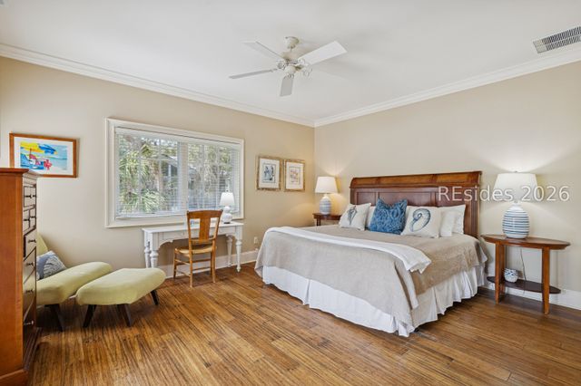 30 Ruddy Turnstone Rd, Hilton Head Island, SC 29928