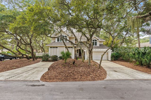 30 Ruddy Turnstone Rd, Hilton Head Island, SC 29928