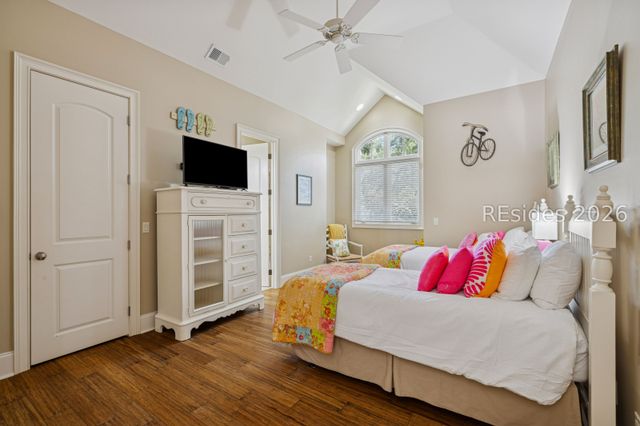 30 Ruddy Turnstone Rd, Hilton Head Island, SC 29928