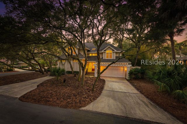 30 Ruddy Turnstone Rd, Hilton Head Island, SC 29928