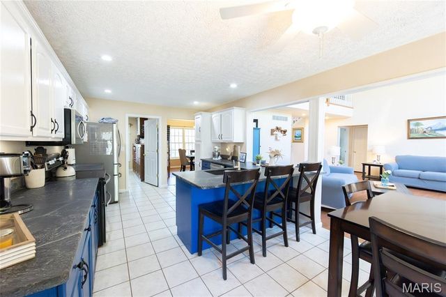 11907 Pine Forest Drive, Rolla, MO 65401