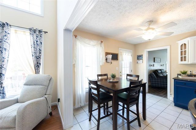 11907 Pine Forest Drive, Rolla, MO 65401