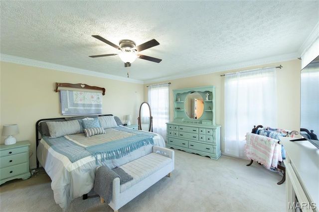 11907 Pine Forest Drive, Rolla, MO 65401